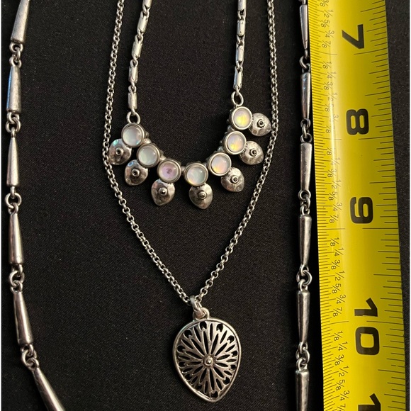 Set of 2 silver color necklaces American Eagle and Lucky🍀 Brand - Picture 4 of 16